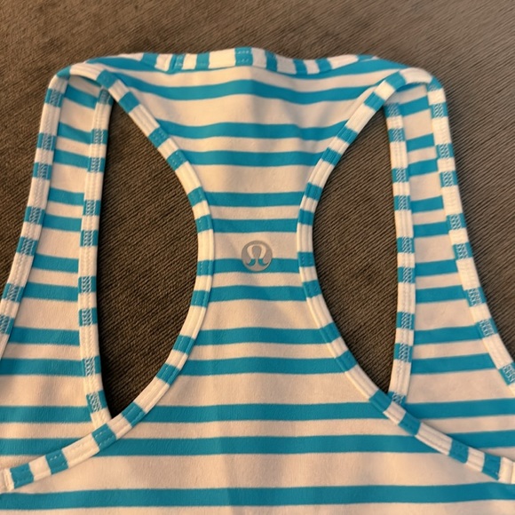 LULULEMON - Picture 3 of 3